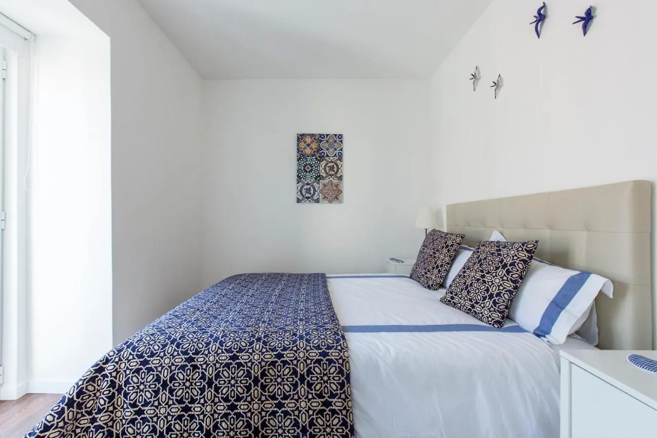 Lejlighed Amazing Downtown Apt With Small Balcony With View Over The Castle Lisboa