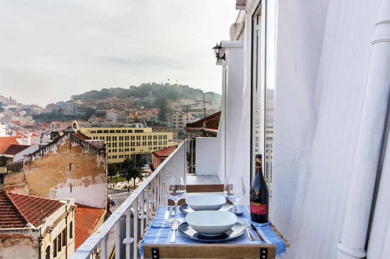 Appartement Amazing Downtown Apt With Small Balcony With View Over The Castle Lissabon Portugal